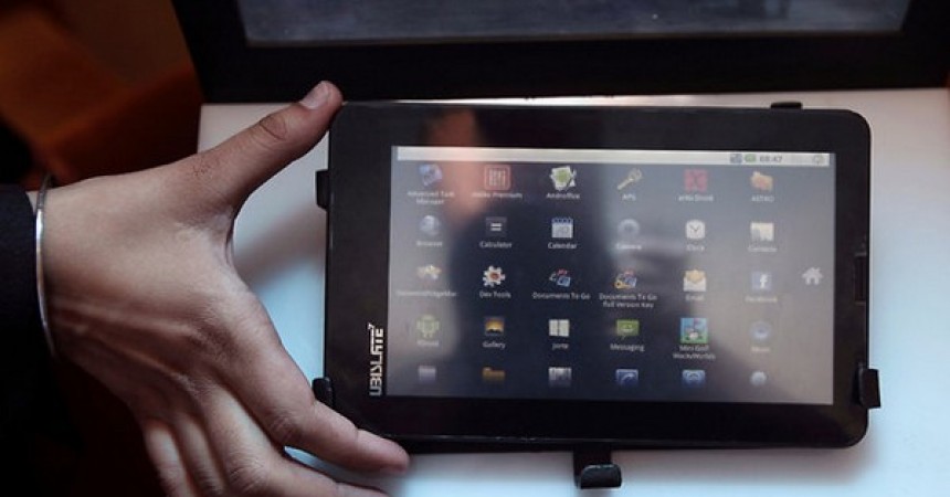 Now You Can Buy Aakash Tablet Online For Rs.2500 Now You Can Buy Aakash Tablet Online For Rs.2500