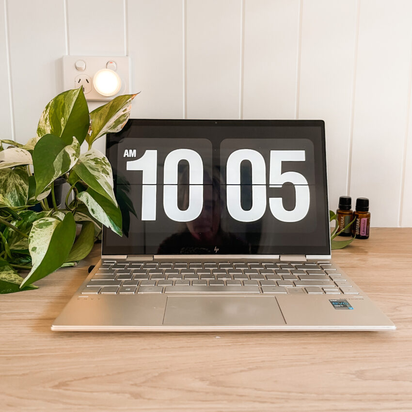 16 Best Mac Clock Screensavers for Apple Devices